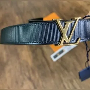 Louis Vuitton | Accessories | New Louis Vuitton Elegant  display picture 1